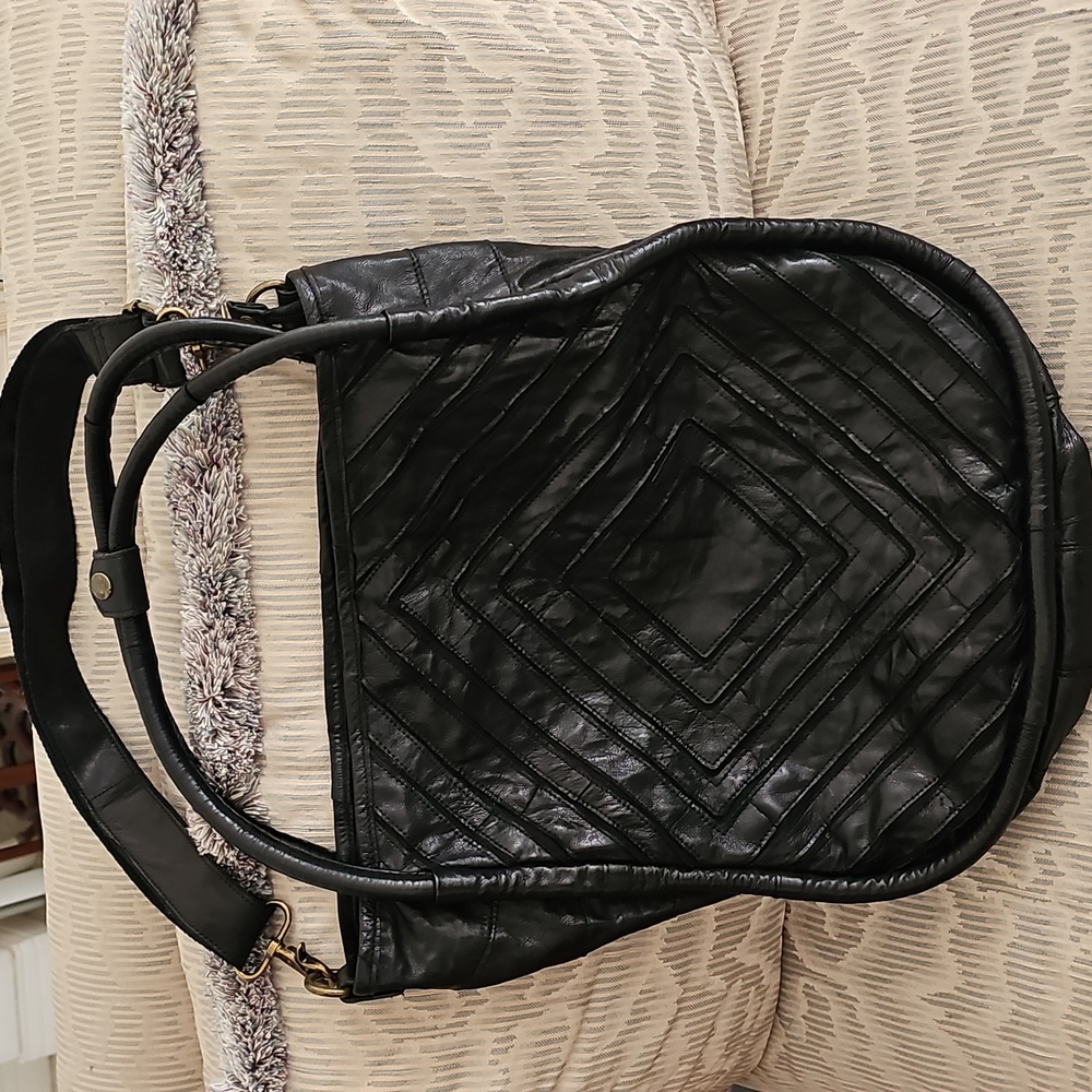 Monserat De Luca Benecio Tote With Detachable Shoulder Strap - Picture 9 of 9